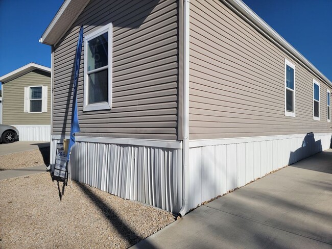 Photo - 999 Fortino Blvd