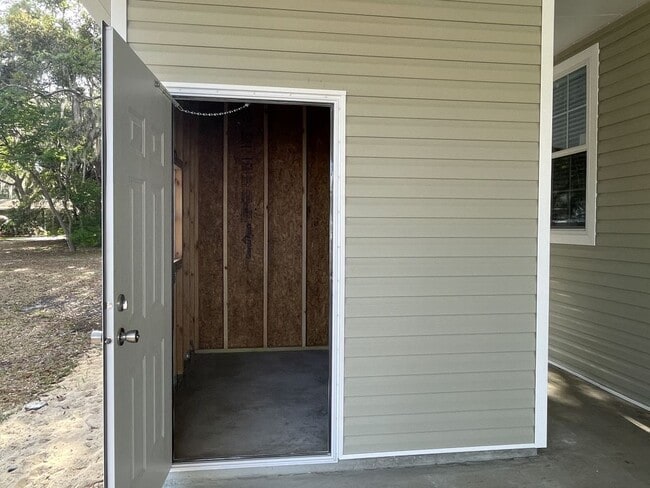 Photo - 158 Millwood Rd