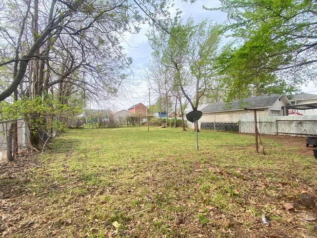 Photo - 114 SE 40th St