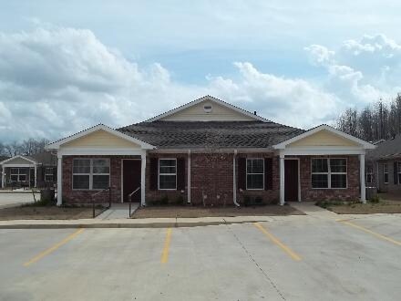 Photo - Williamsburg Landing Apartments