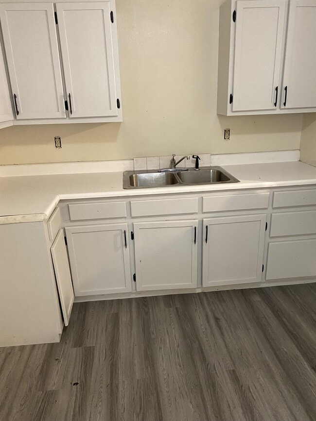 Photo - 35257 Bond Dr