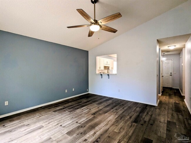 Photo - 2466 Redoubt Ave