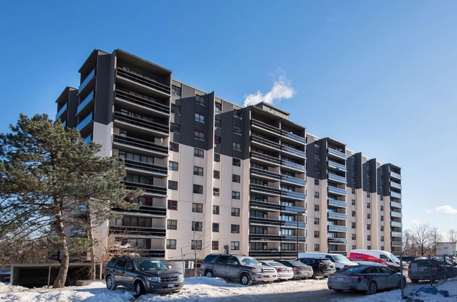 Building Photo - 3967 Lawrence Ave E