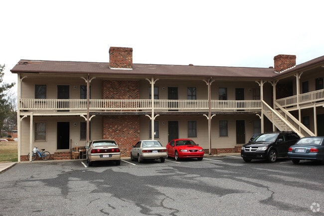 Chateaux Apts