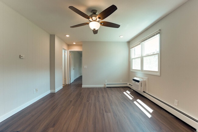 Photo - Arbor Arms Apartments