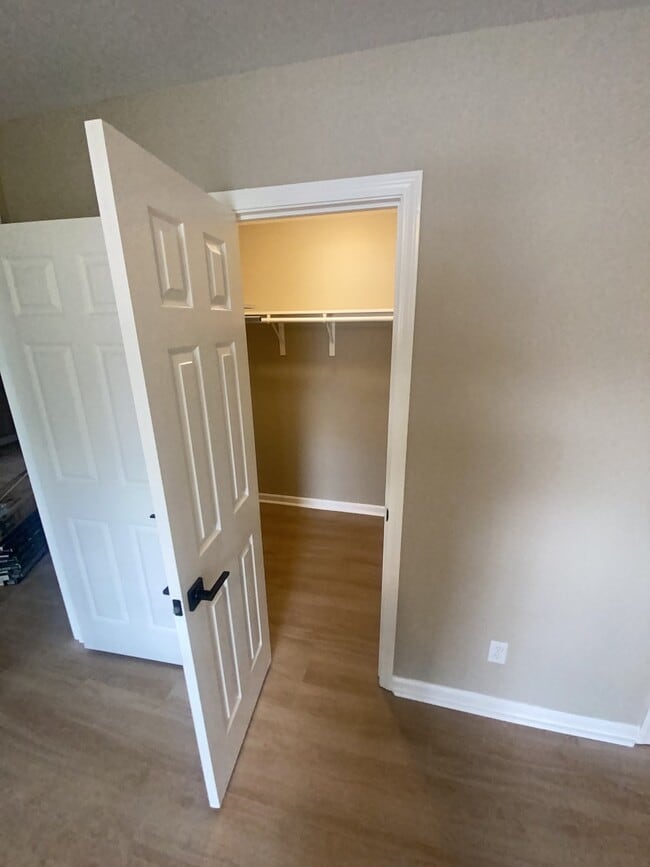 Photo - 3329D Moorewood Dr