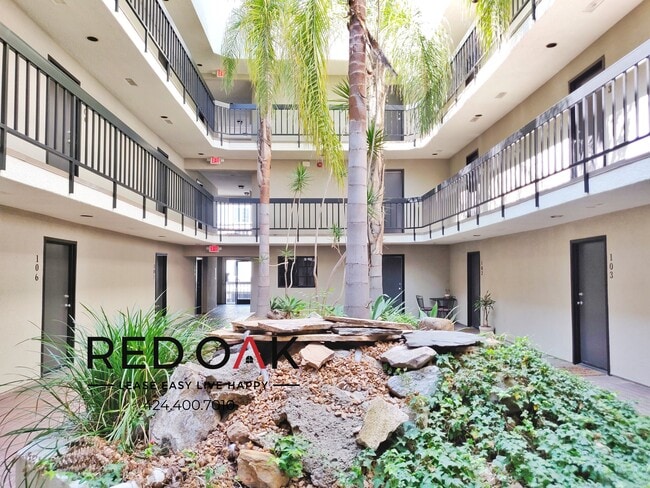 Photo - 1522 N Formosa Ave Unidad 201