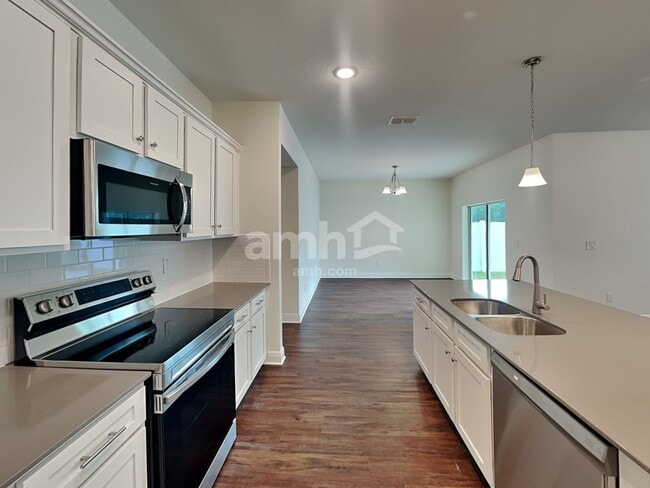 Photo - 2736 Ponds Trl