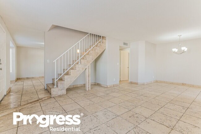 Photo - 532 N Nassau