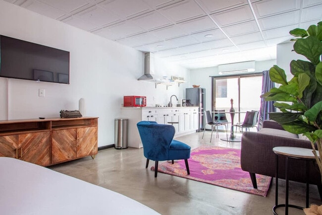 Photo - 1020 16th St NW Unit FL3-ID1037730P