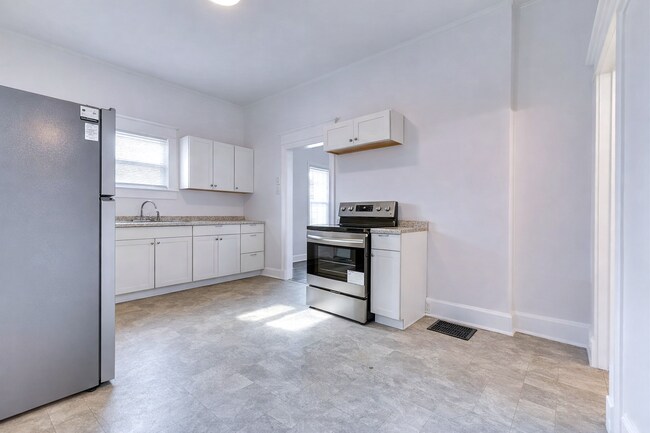 Photo - 419 N Alton Ave