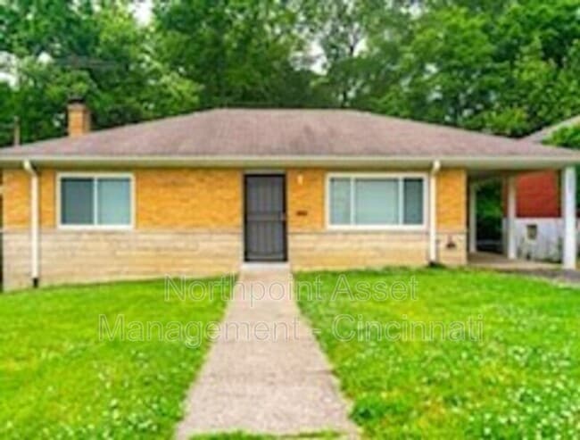 Building Photo - 2BR SFR • Stainless Kitchen • Westwood