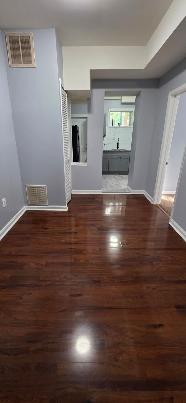 Photo - 3629 W Garrison Ave Unit Apt 1