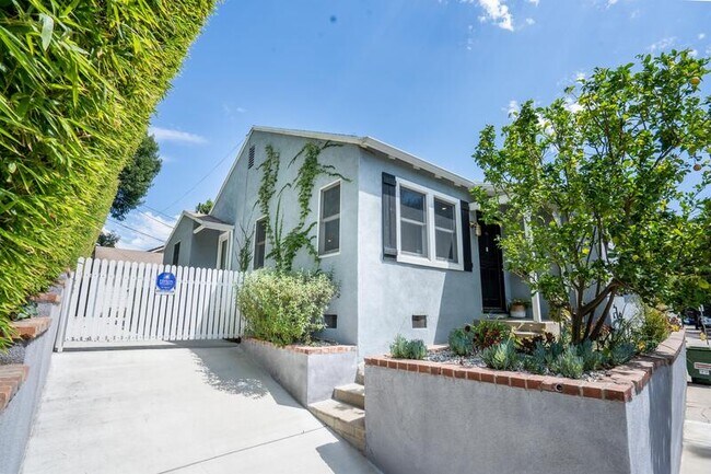 Photo - 12345 Valleyheart Dr