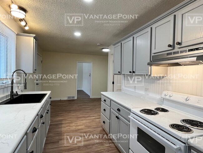 Photo - 721 Terrace Ave