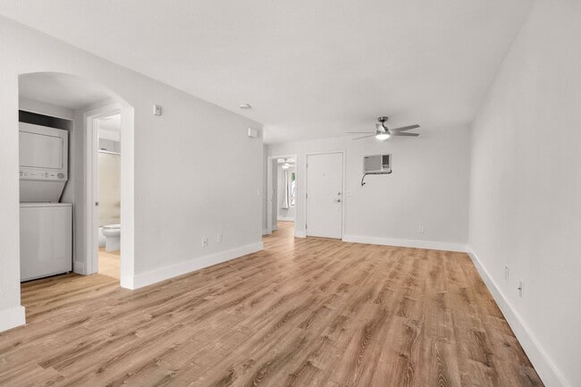 Photo - 5252 Orange Ave Unit 613