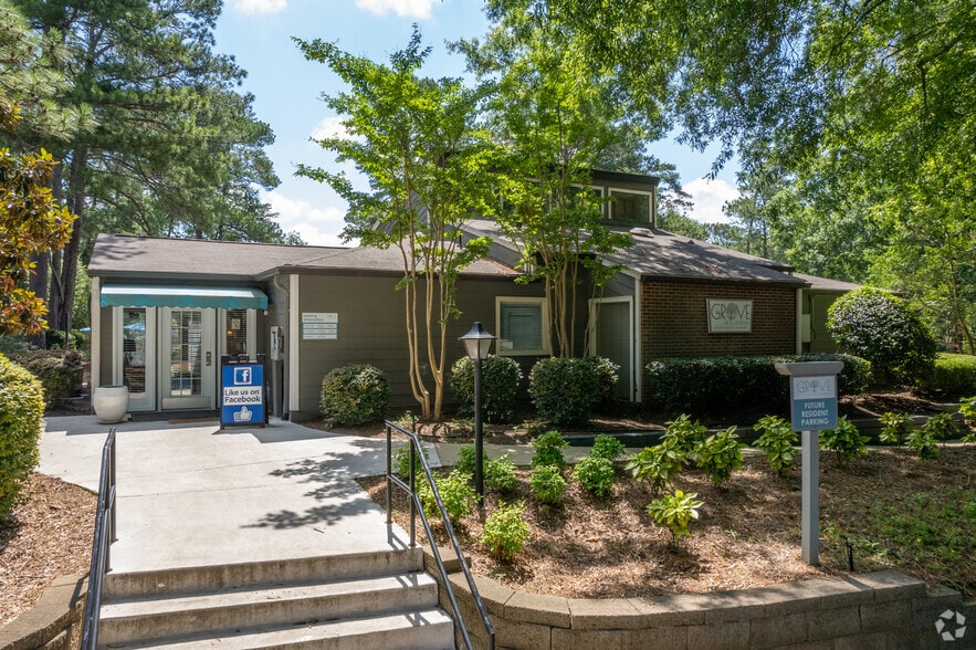 Leasing Office