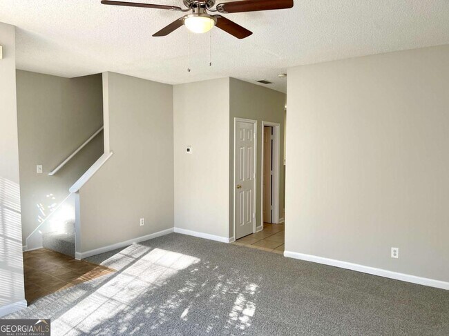 Photo - 6688 Sunset Hills Blvd