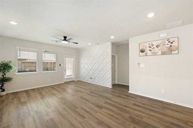 29127 Samuel Gdns Ct