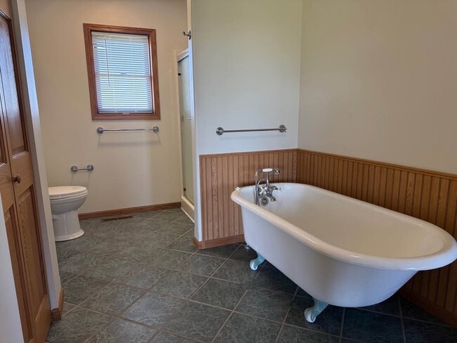 Photo - 35270 W Walker Rd