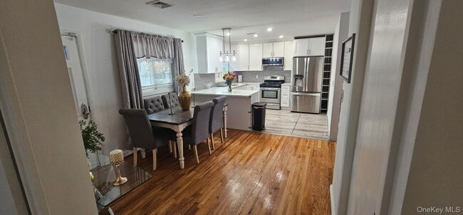 Photo - 1 Blackford Ave