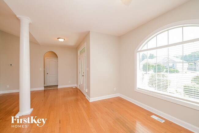 Photo - 1108 Dogwood Ln