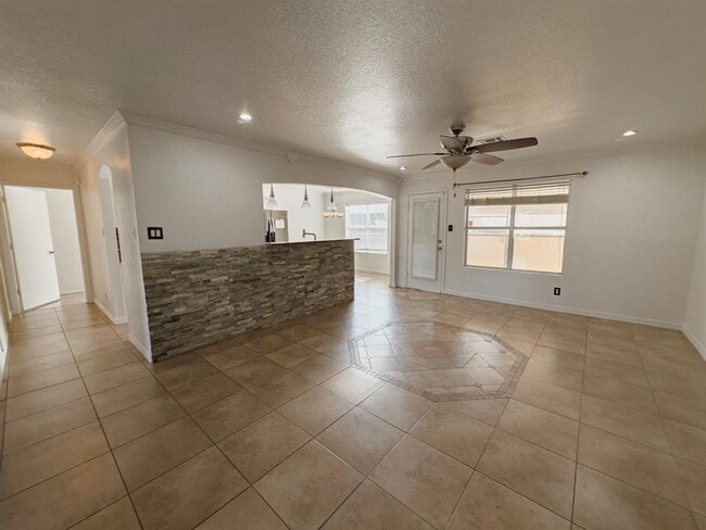 Photo - 3806 Fieldcrest Dr