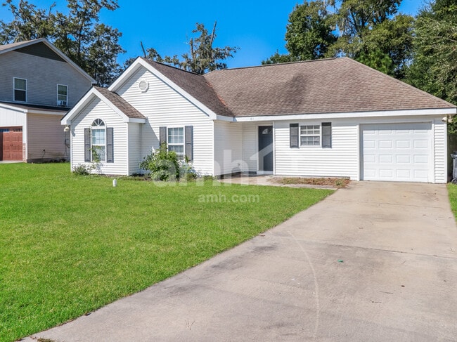 Photo - 61 Wintergreen Dr