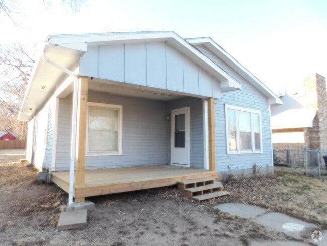 Building Photo - Beautiful 3 bedroom/1 bath home in El Dorado!