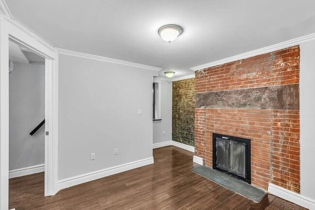 Photo - 562 Hudson St Unit 2