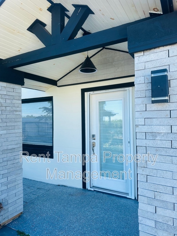 Building Photo - Neptune Drive - 1154 A