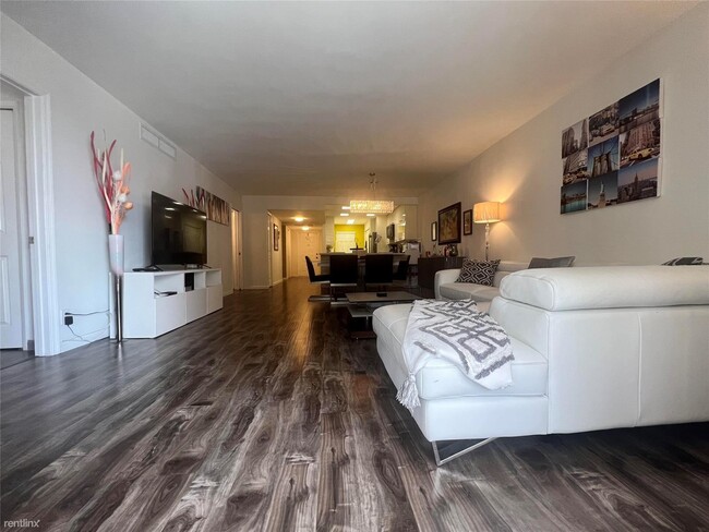 3 br, 2 bath Condo - 4280 Oaks Ter Apt 201 - 3 br, 2 bath Condo - 4280 Oaks Ter Apt 201 Unidad Apt 201