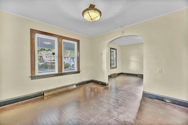 Photo - 1148 La Croix Ave