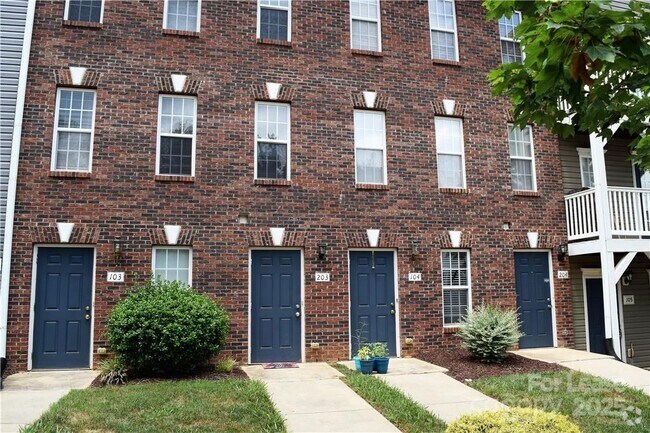 Building Photo - 113 Steam Engine Dr Unit 203 Rental
