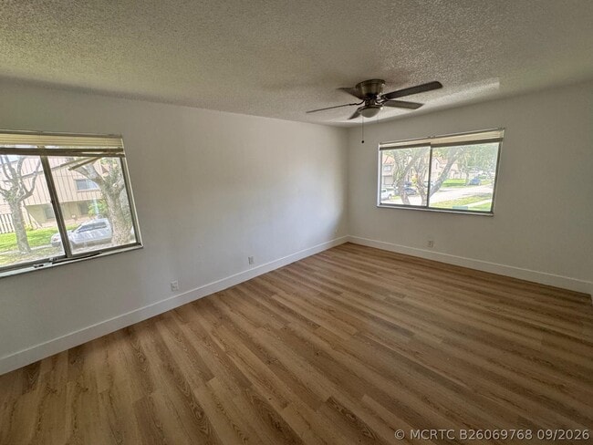 5830 NW 21st St Unit 40-E