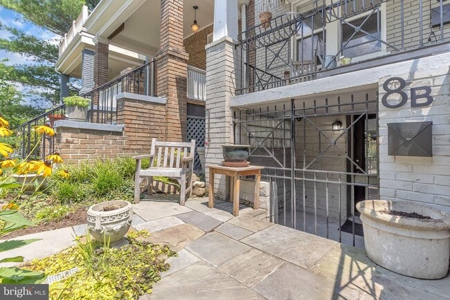 Photo - 8 Grant Cir NW