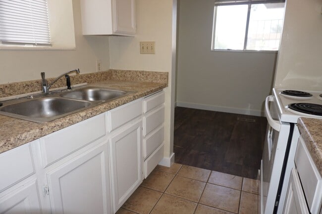 Photo - 8281 Ivy Dr Unit 8287