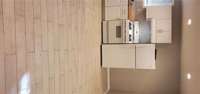 Photo - 1125 West Ave