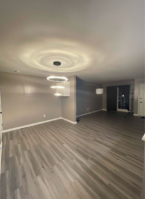 Photo - 854 N First St