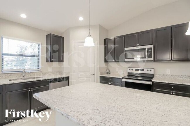 Photo - 446 Rayford St