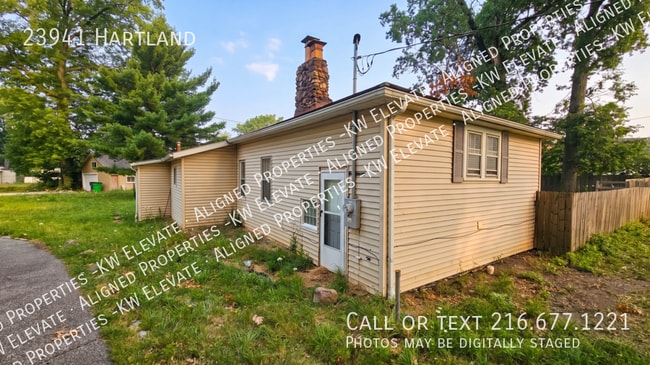 Photo - 23941 Hartland-