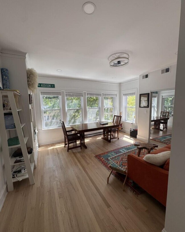 Photo - 2 bedroom in Chicago IL 60618 Unit 2S