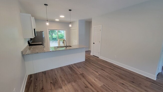 Brand New 3 Bed, 2 Bath Duplex Available Near Downtown Greenville