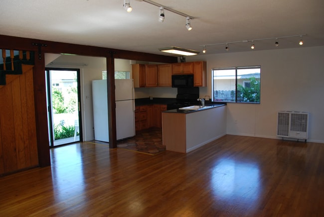 Gran salón - 6616 Sabado Tarde Rd