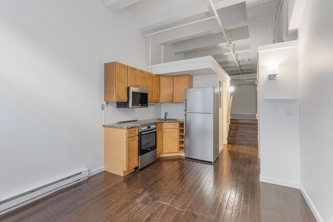*Pictures are representative samples of the advertised unit. In some cases, the actual units you tou - 11 Hallam St Apartments Unit 3