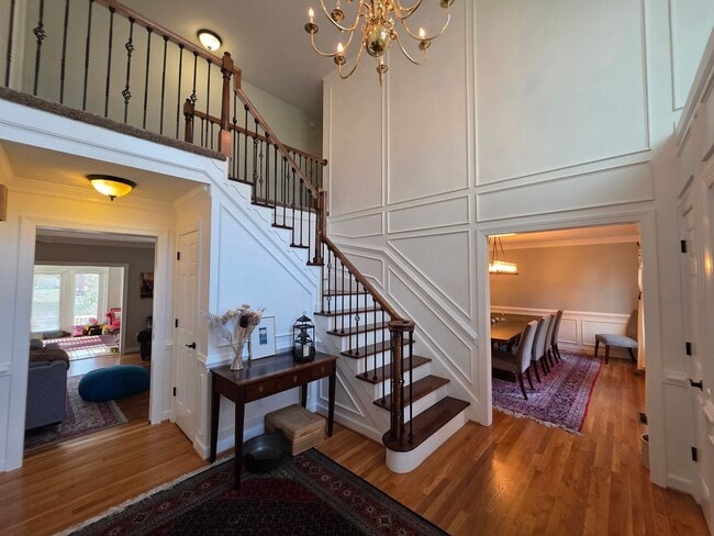 Photo - Middle Plantation