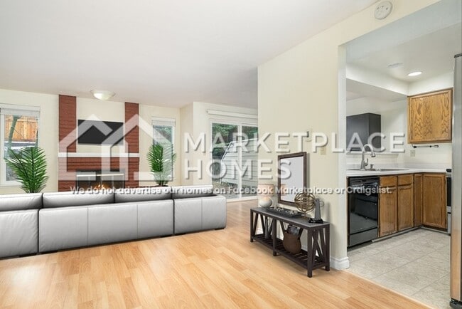 Photo - 15917 NE 40th Way