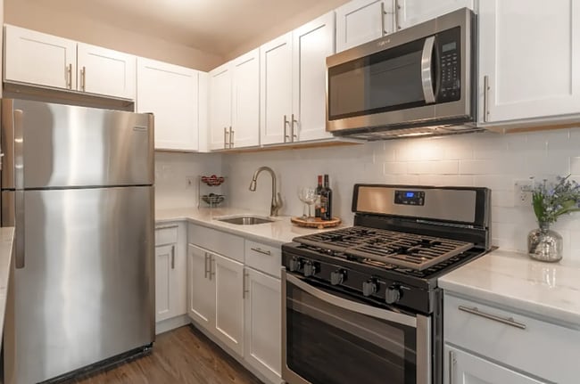 Photo - 7250 Walnut St Unit B1