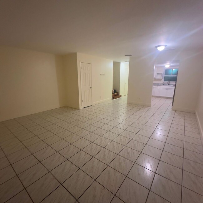 2454 Rio Pinar Lakes Blvd