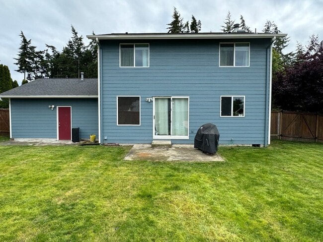 Photo - Lovely 3 Bedroom Home Close to Parks and Schools